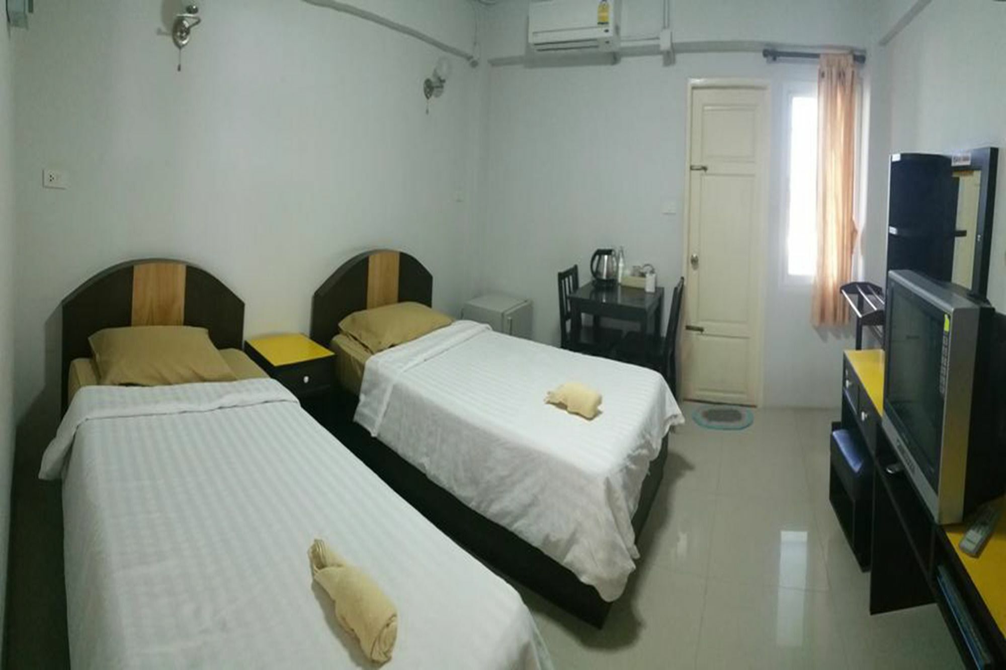 Charoen Apartment Hotel Trang Εξωτερικό φωτογραφία
